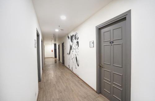 Baraula Hotel | FabHotel Royale 49