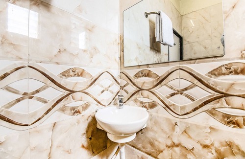 Gandhinagar Hotel | FabHotel Skylon