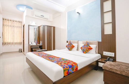 Gandhinagar Hotel | FabHotel Skylon