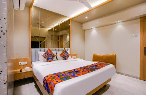 Mira Road East Hotel | FabHotel Springs Lodging
