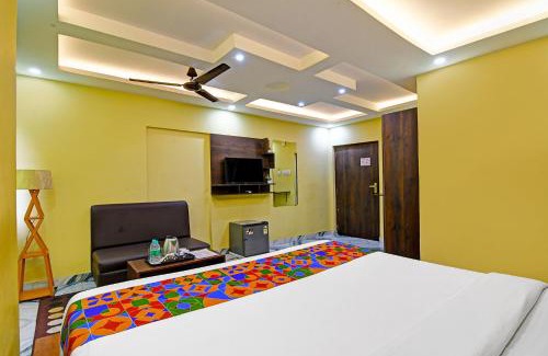 Madhyamgram Hotel | FabHotel The Crown - Near Star Mall