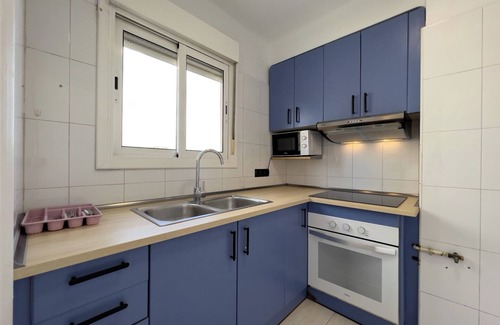 Porta Apartment | FABRA 5-2 - Three Bedroom Apartment, Sleeps 3