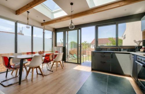 Saint-Denis Villa | Fabuleuse maison/jardin d’architecte proche Paris