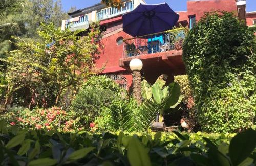 Pointe des Almadies Villa | Fabuleuse Villa Keur Bibou