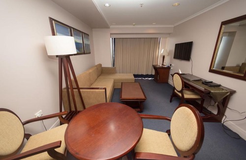 Takapuna Apartment | Fabulous 1BR apartment in the Spencer on Byron Hotel
