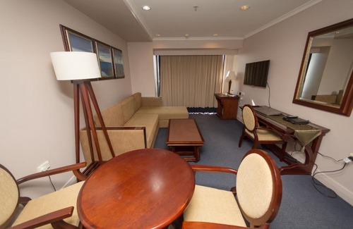 Takapuna Apartment | Fabulous 1BR apartment in the Spencer on Byron Hotel