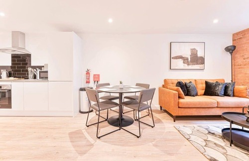 Burton on Trent Apartment | Fabulous 2 Bed Apartment in Burton-on-Trent