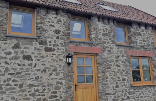 South Molton Cottage | Fabulous 2 bedroom cottage located in a smallholding near Exmoor and beaches