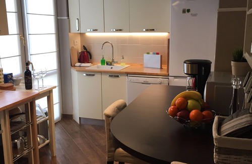 Santissima Annunziata Apartment | Fabulous 200sqm bright, new apartment walking distance to Duomo and city centre