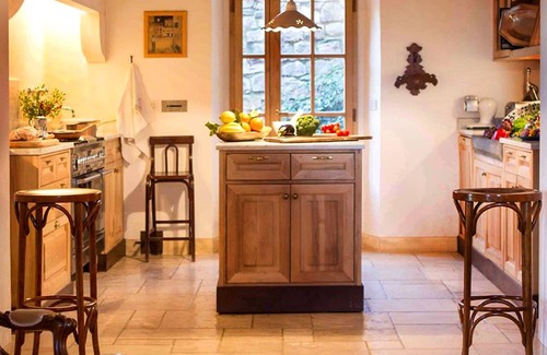 Settignano Villa | FABULOUS 4BD VILLA WITH MAGNIFICENT POOL & VIEWS, MINUTES TO DOWNTOWN FLORENCE!