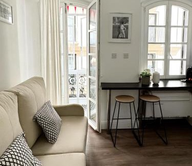 Gibraltar Apartment | Fabulous City Centre Apartment - Grand Central House