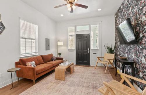 Saint Thomas Development Apartment | Fabulous Classy and Comfy 3BD 2BA Home and Parking