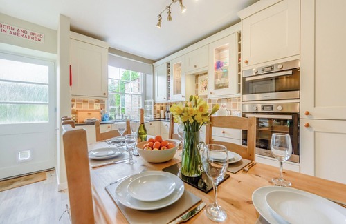 Aberaeron Cottage | Fabulous Georgian property overlooking the harbour of Aberaeron.