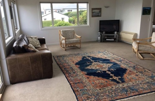 Riverton House | Fabulous holiday home with sea views for miles