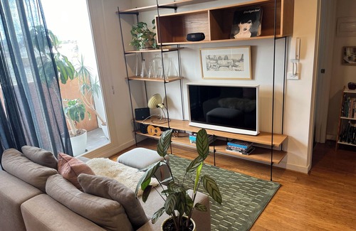 Northcote Apartment | Fabulous Location