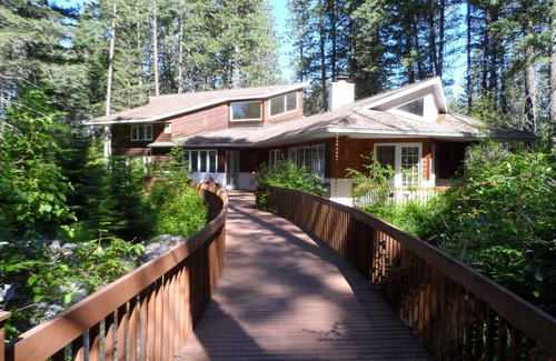 Ronan House | Fabulous Mountain Creek Retreat Near Flathead Lake, Montana
