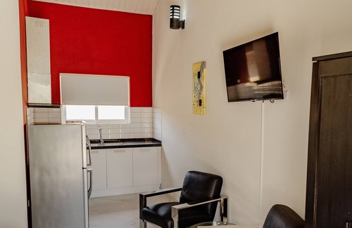 Bubali Apartment | Fabulous studio with tropical garden, pool and whirlpool at your doorstep