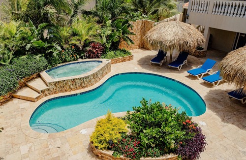 Bubali Apartment | Fabulous studio with tropical garden, pool and whirlpool at your doorstep