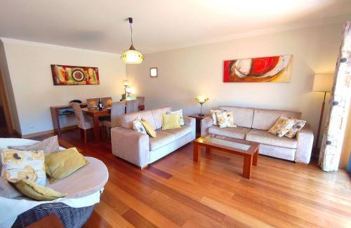 Montechoro Apartment | Fabulous Sunny Pool&Garden Condo by BeCherish