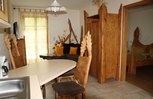 Burg Apartment | Fabulous vacation apartment "Mittagsfrau" - Fewo am Schiemenzfliess