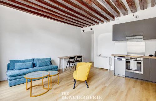 Saint-Merri Apartment | Face a l'eglise Saint Merri Elegance et calme
