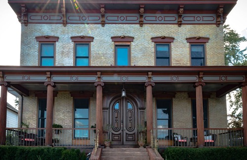 Haverstraw Villa | Faces The Hudson + Only An Hour Outside NYC