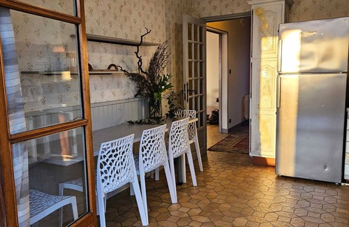 Vauville House | Facing Vauville sandy beach and sunset, your family garden retreat. Pet friendly