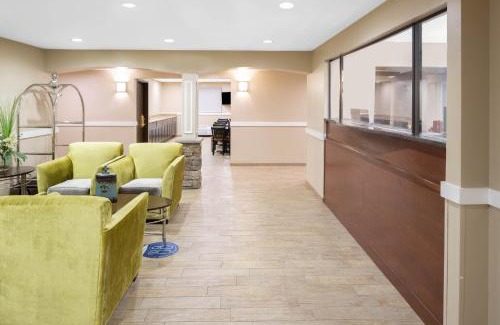 Nyack Hotel | FairBridge Inn Express Nyack