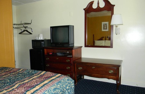 Roanoke Rapids Hotel | Fairfax Motel