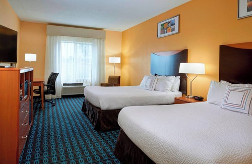 New Paris Hotel | Fairfield Inn by Marriott Richmond
