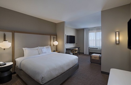 Stetson Hills Hotel | Fairfield Inn & Suites by Marriott Colorado Springs East/Ballpark