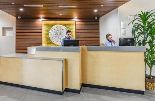 Rancho Cucamonga Hotel | Fairfield Inn & Suites Ontario Rancho Cucamonga