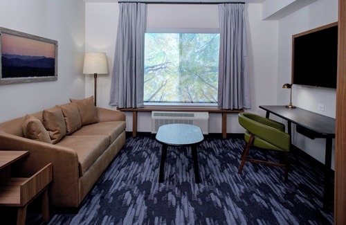 East Texas Hotel | Fairfield Inn & Suites by Marriott Allentown West