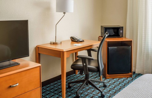 East Peoria Hotel | Fairfield Inn & Suites by Marriott Peoria East