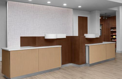 Yamacraw Village Hotel | Fairfield Inn & Suites by Marriott Savannah Downtown Historic District