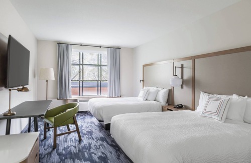 Blaine Hotel | Fairfield Inn & Suites by Marriott Minneapolis North/Blaine