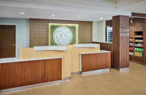 Kanata Lakes - Marchwood Lakeside - Morgan's Grant - Kanata Hotel | Fairfield Inn & Suites by Marriott Ottawa Kanata