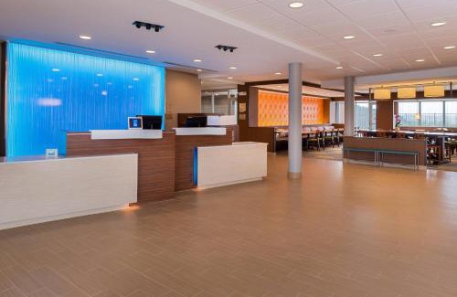 Huntington Hotel | Fairfield Inn & Suites by Marriott Huntington