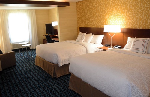 Somerset Hotel | Fairfield Inn & Suites by Marriott Somerset