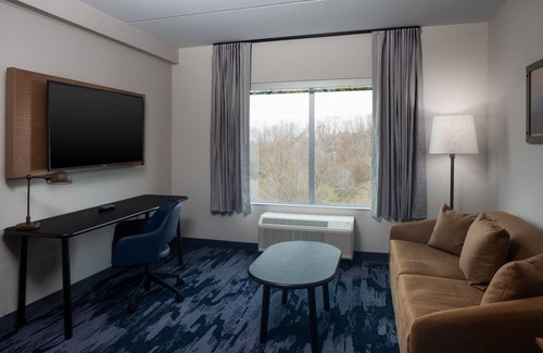 Somerset Hotel | Fairfield Inn & Suites by Marriott Somerset