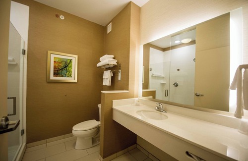 Cambridge Hotel | Fairfield Inn & Suites Cambridge