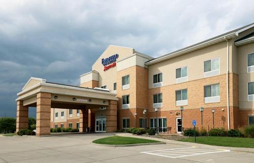 Des Moines Hotel | Fairfield Inn & Suites Des Moines Airport