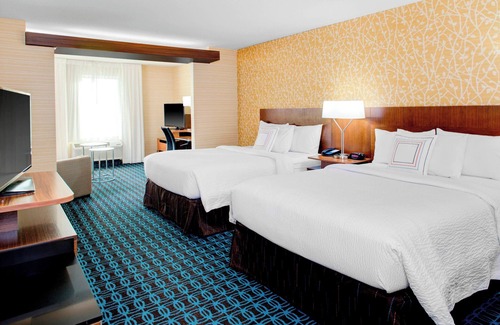 Greenacres Hotel | Fairfield Inn & Suites by Marriott Bakersfield North/Airport
