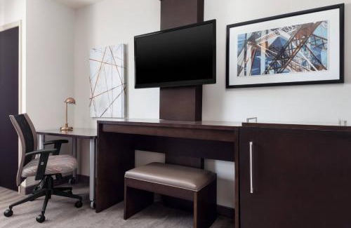 Travis - Chelsea Hotel | Fairfield Inn & Suites by Marriott New York Staten Island