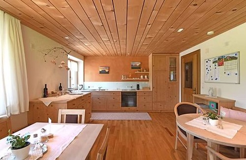 Schoppernau Apartment | Fairienwohnung Beer - Holiday apartment 4 to 10 persons