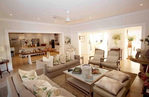 Selection Beach Bed & Breakfast | Fairlight Beach House