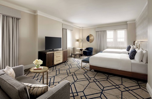 Downtown Edmonton Hotel | Fairmont Hotel Macdonald
