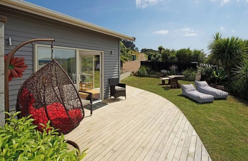 Palm Beach Apartment | Fairview Apartment - Unit 2 | Stay Waiheke
