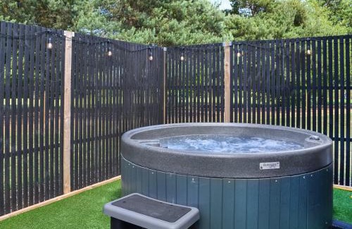 Cottingham House | Fairways Retreat 2 - Uk50247