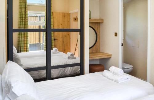Cottingham House | Fairways Retreat 2 - Uk50247